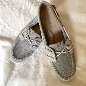 Sperry Topsiders